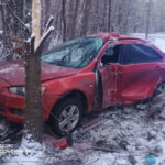 У Слов`янську рятувальники деблокували пасажира з понівеченого авто після ДТП